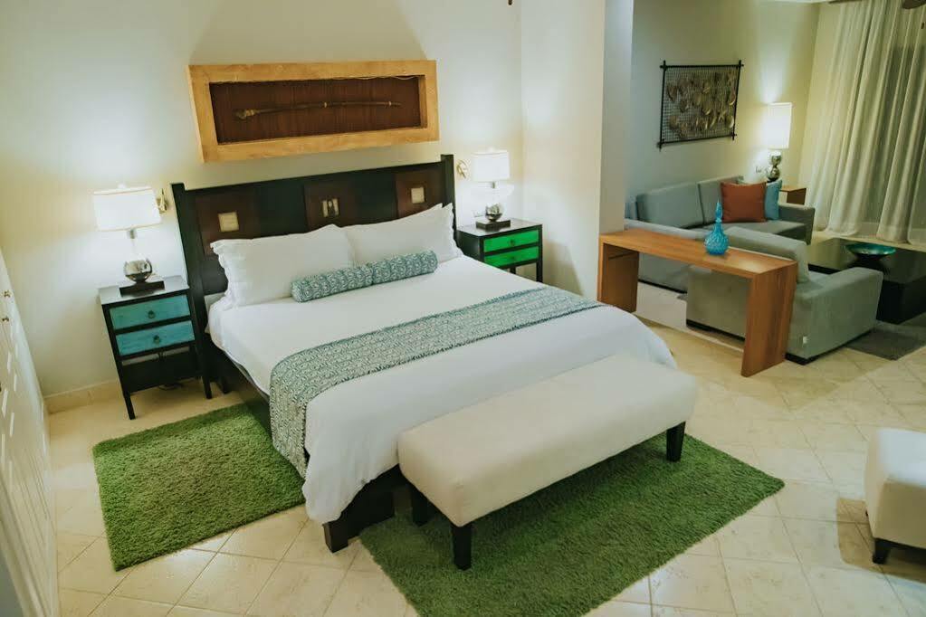 Ancora Cap Cana & Marina Suites Resort Punta Cana Exterior photo